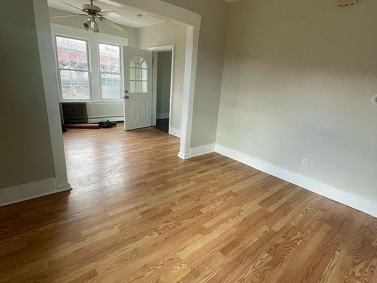 125 Stiles St — Photo 14