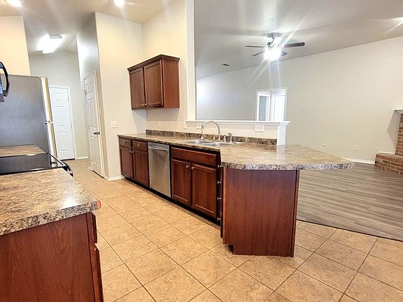 5th image of 6704 84th St