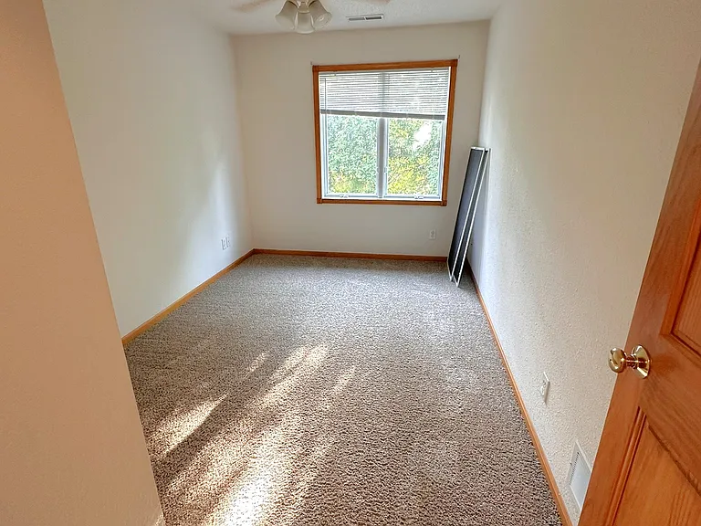 1271 Pinewood Trl #7 — Photo 8