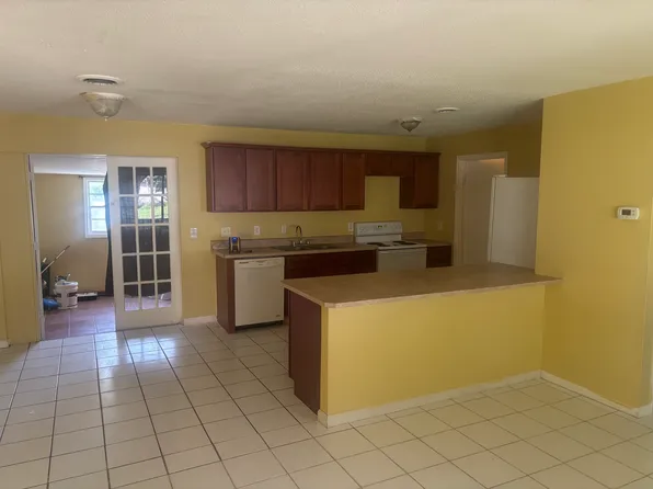 2928 Shepard Dr, Rockledge, FL 32955