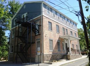 37 Clarke St APT 3A, Catskill, NY 12414