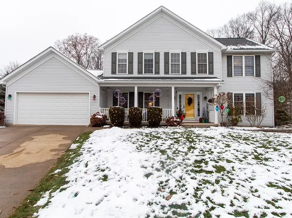 1067 Woodglen Cir, Medina, OH 44256