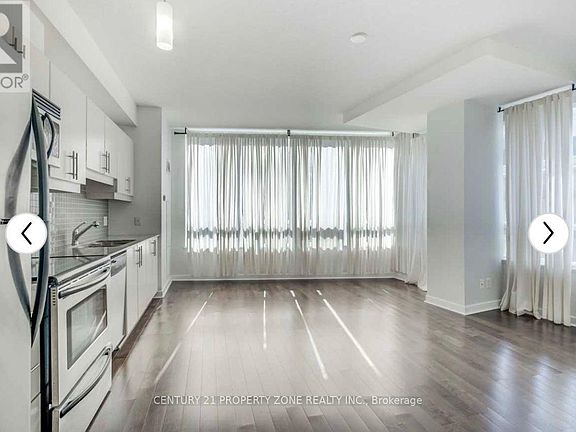 5th image of 18 Harbour St #308