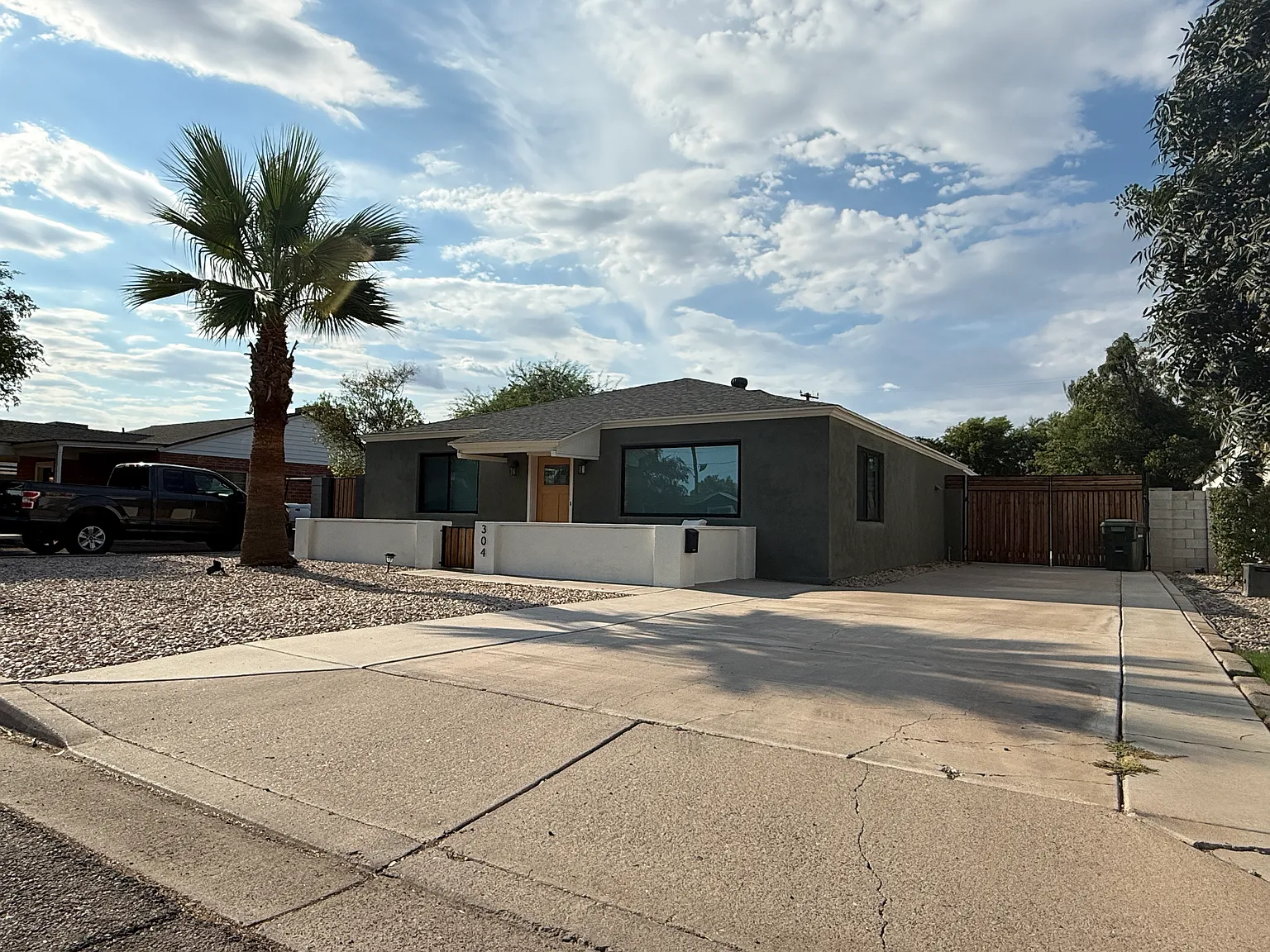 3 bed, 1408 sqft, $3,100 — Photo 2