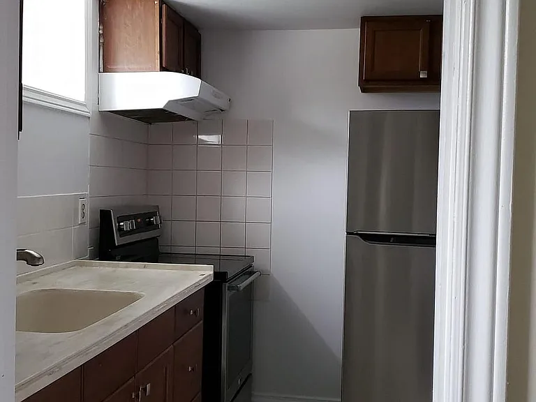 200 Phyllis Ave #LOWER — Photo 7