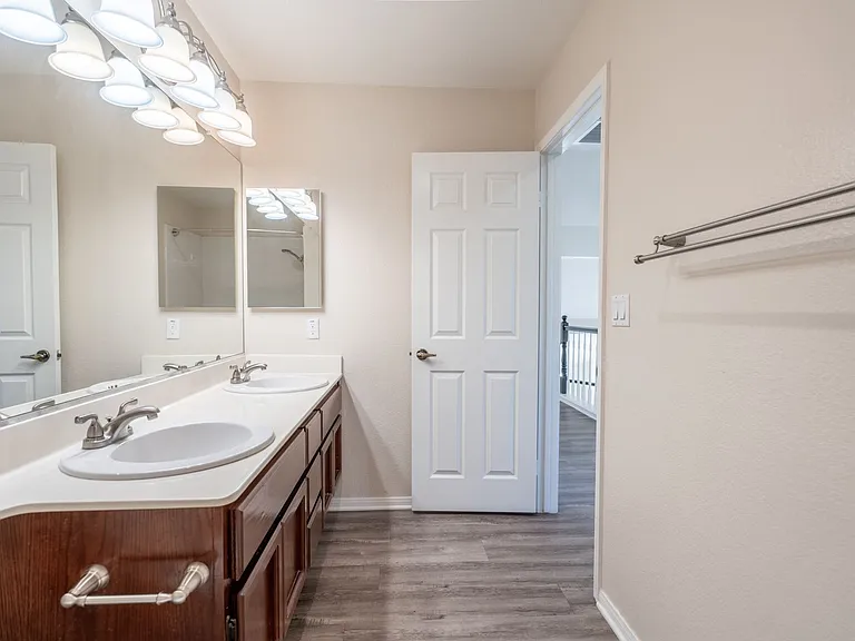 17410 Majestic Cypress Way — Photo 30