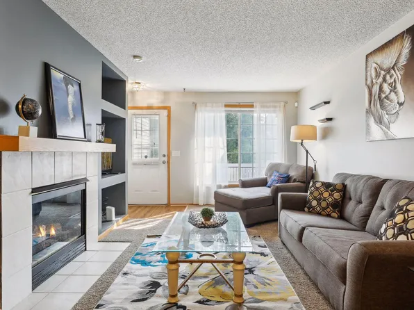 8638 Quarry Ridge Ln Unit F, Woodbury, MN 55125