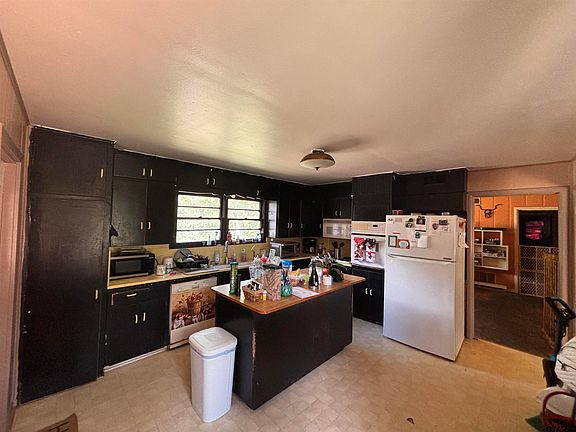 4th image of 1103 Woodland Dr