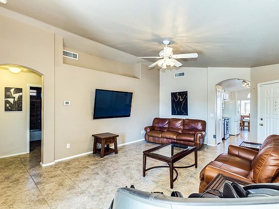 4th image of 4331 E Windsong Dr