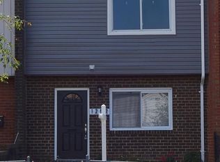 1252 Barnaby Ter SE, Washington, DC 20032