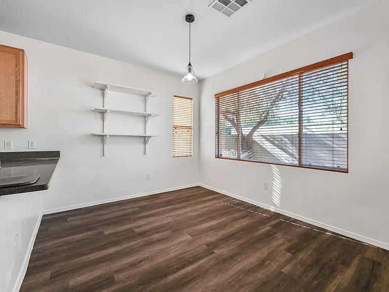 35108 N 31st Ave — Photo 7