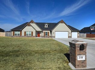 318 E Bandera St, Stillwater, OK 74074