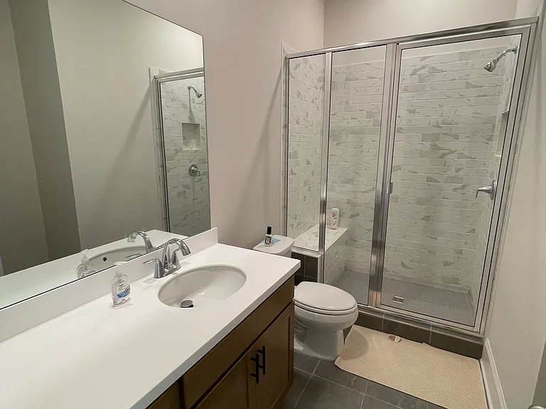 Pond View Dr — Photo 5