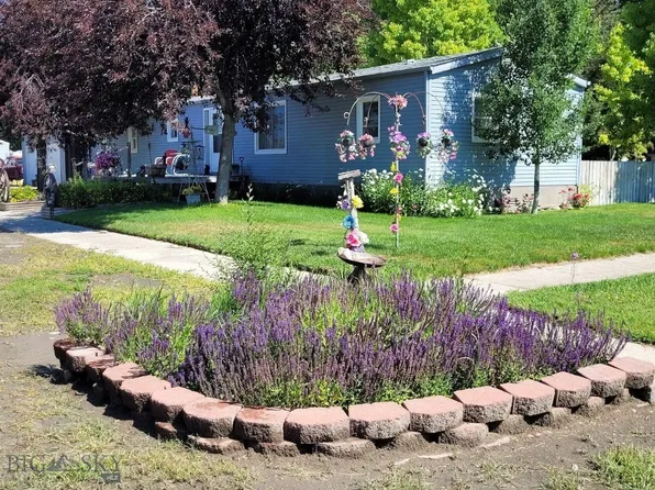 5 N Iowa St W, Three Forks, MT 59752