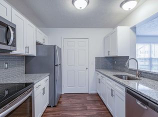 350 Westview Commons Blvd #190E, Rochester, NY 14624