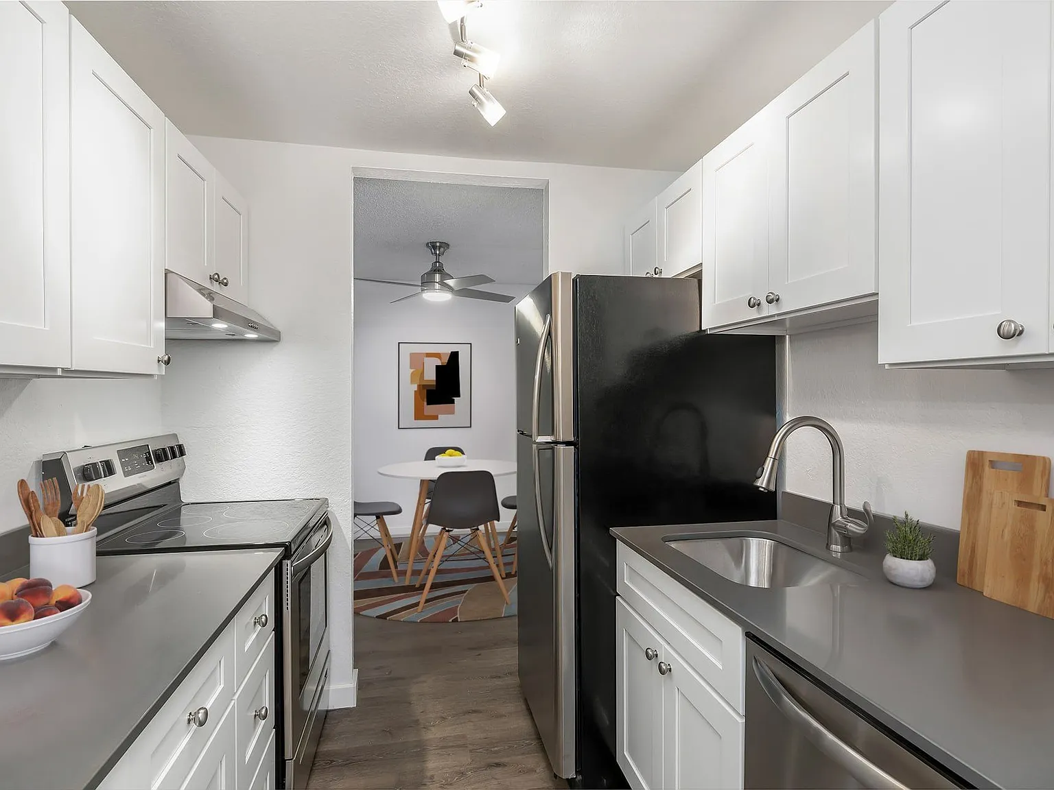 Wildwood Apartments — Photo 4