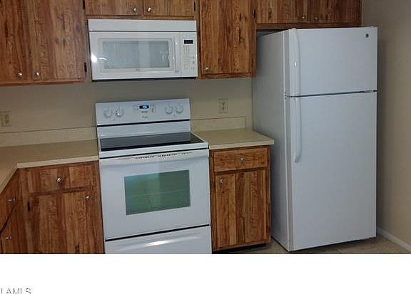 5th image of 8474 Charter Club Cir Unit 15