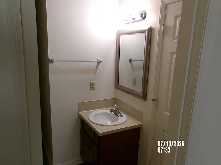 731 9th Ave NE #731 — Photo 16