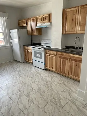 Newly updated kitchen and appliances.