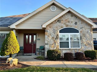 6050 Triple Crown Cir, Greensburg, PA