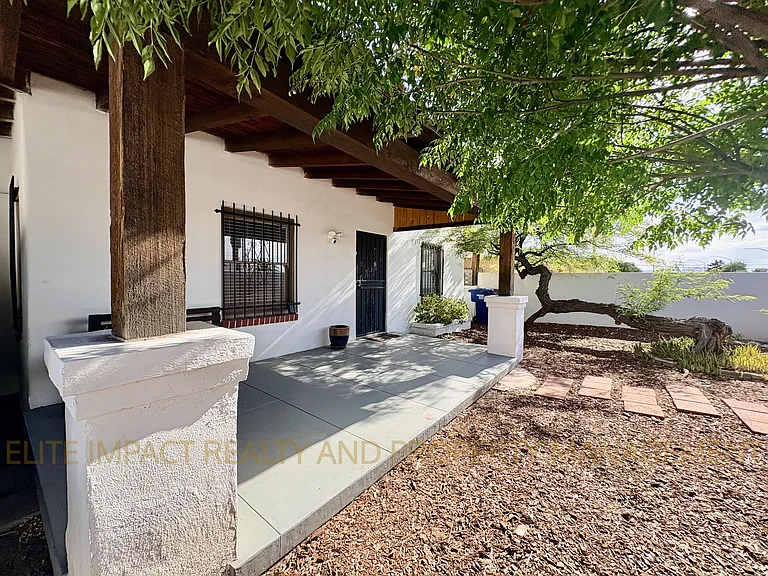1718 E Grant Rd — Photo 2