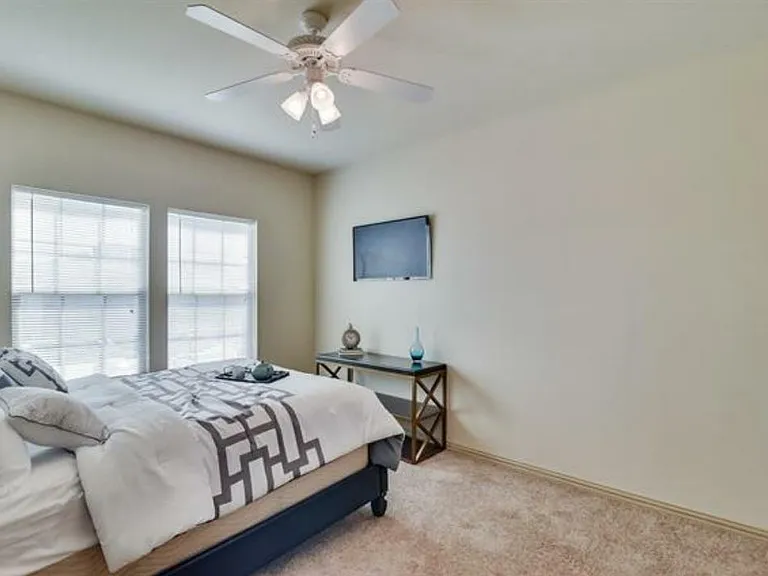 1528 Aldra Dr — Photo 25