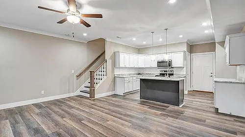 1804 Young Rd Photo 1