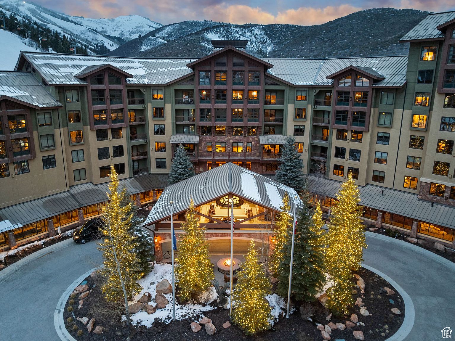 3855 Grand Summit Dr UNIT 701-Q3