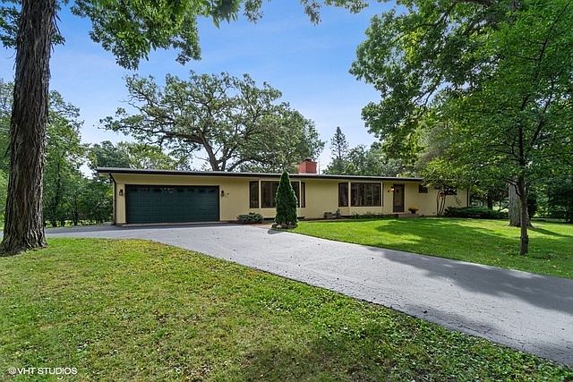 1st image of 6 Victoria Ln