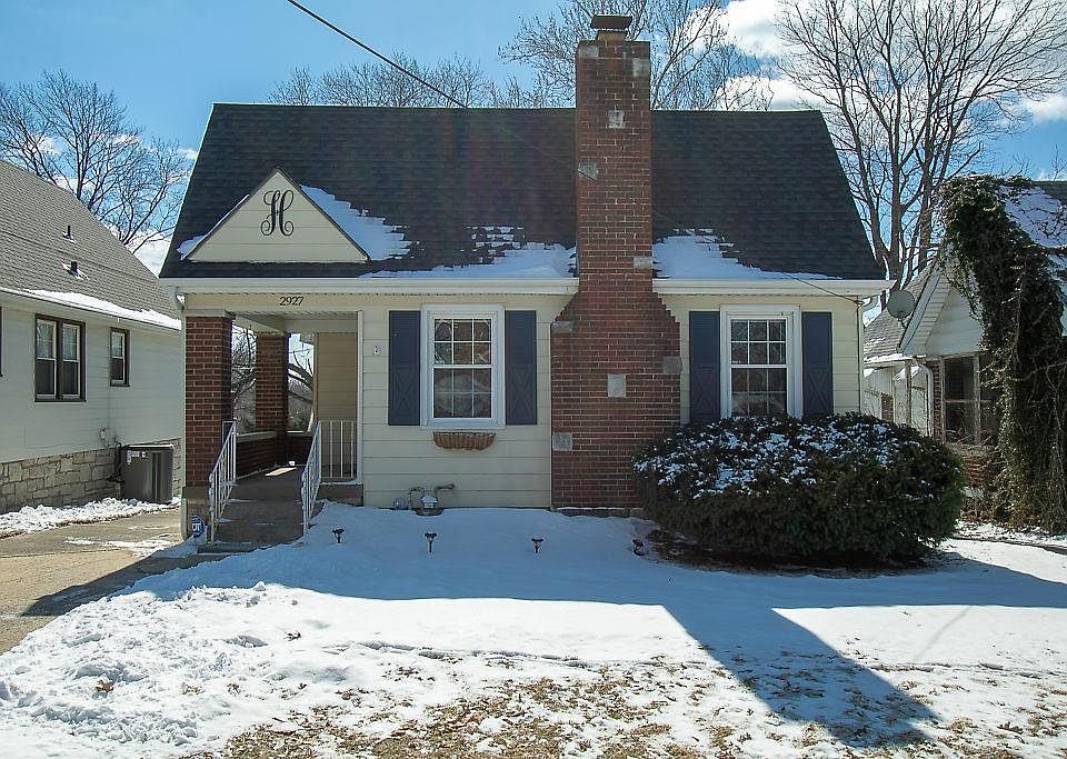 1st image of 2927 Barnett Ave