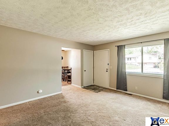3rd image of 6023 Park Lane Dr