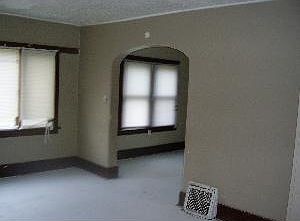 3rd image of 1203 W Saginaw St
