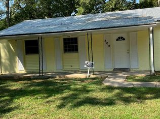309 W Lake Dr, Gadsden, AL 35901
