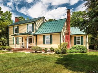 19714 James River Dr, Spring Grove, VA 23881