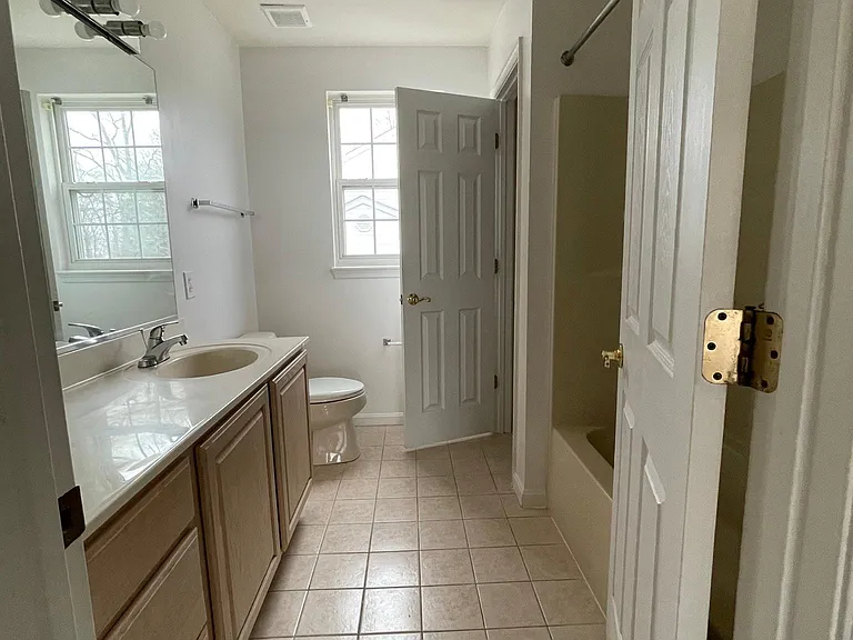 3208 Stanford St — Photo 15