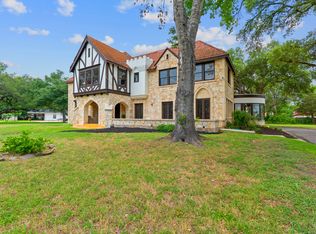 1125 Magnolia St, Lockhart, TX 78644