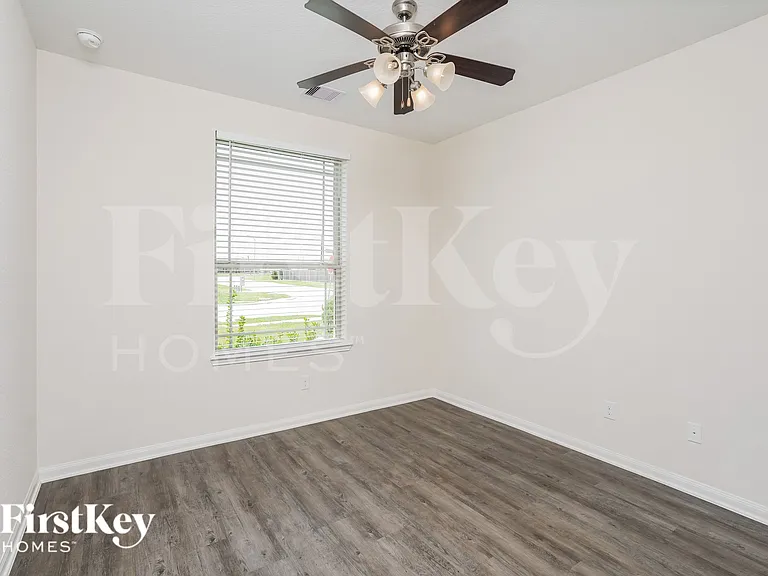 118 White Wing Ln — Photo 10