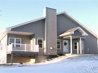 3217 W Zephyr Pl, Sioux Falls, SD 57108