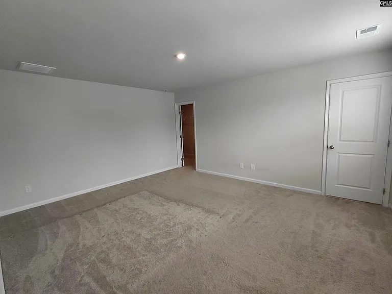 329 Saskatoon Dr — Photo 13