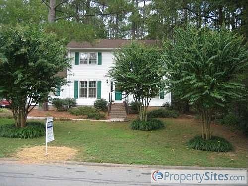 2nd image of 415 Tinkerbell Rd