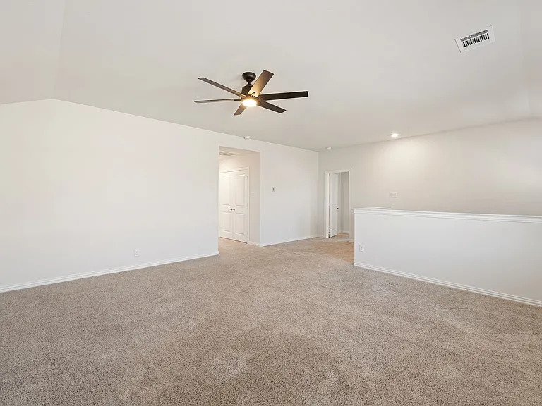 148 Lisa Ln — Photo 24