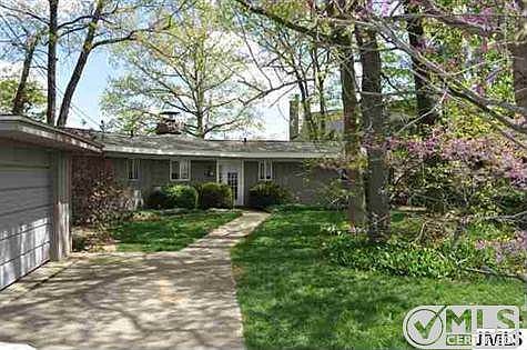 1st image of 11189 Oakwood Dr