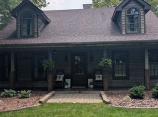 10325 Monclova Rd, Monclova, OH 43542