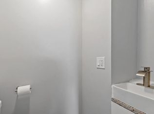 34 Main St, Woburn, MA 01801