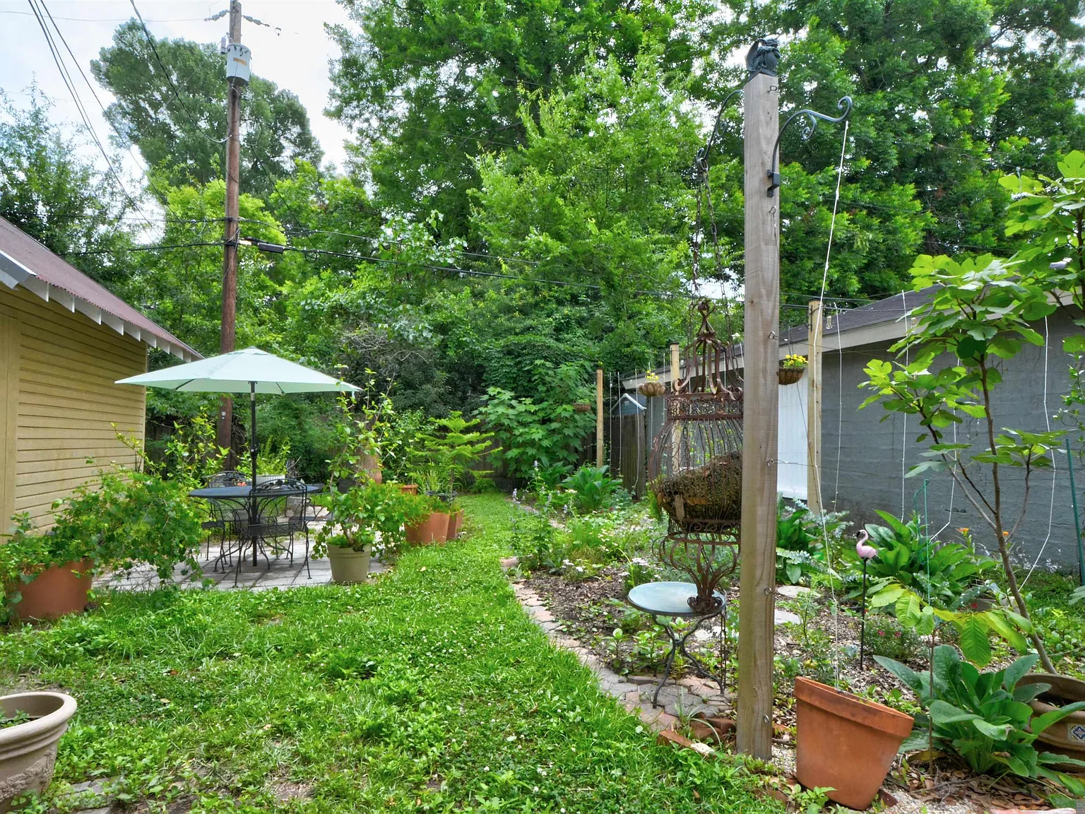 3 bed, 1213 sqft, $1,600 — Photo 4