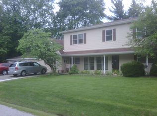 19060 Martin Ln, Country Club Hills, IL 60478