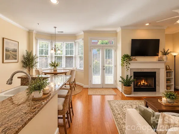 968 Park Slope Dr, Charlotte, NC 28209