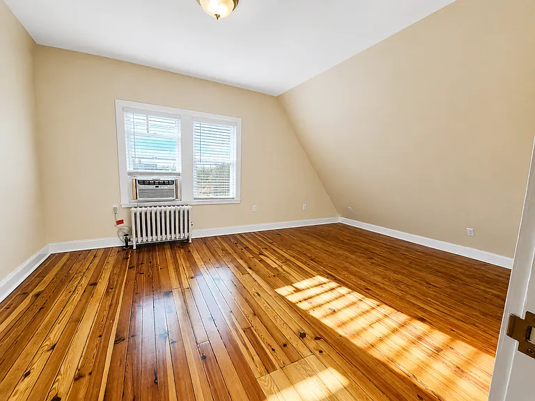 7920 Ridge Blvd #3 — Photo 13