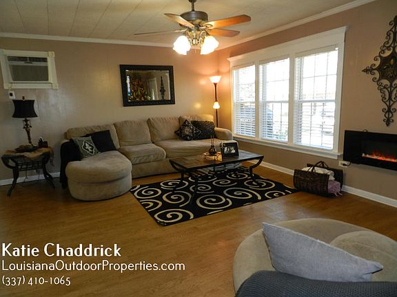 2nd image of 1086 Sadler Road
