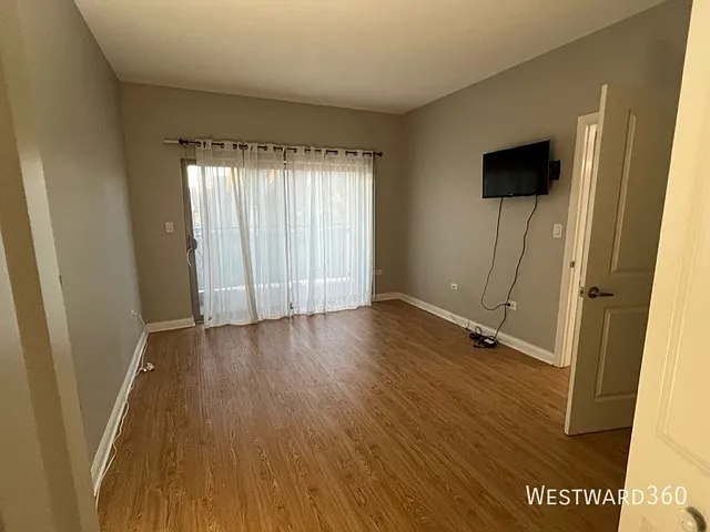1650 Riverwoods Dr #203 — Photo 6